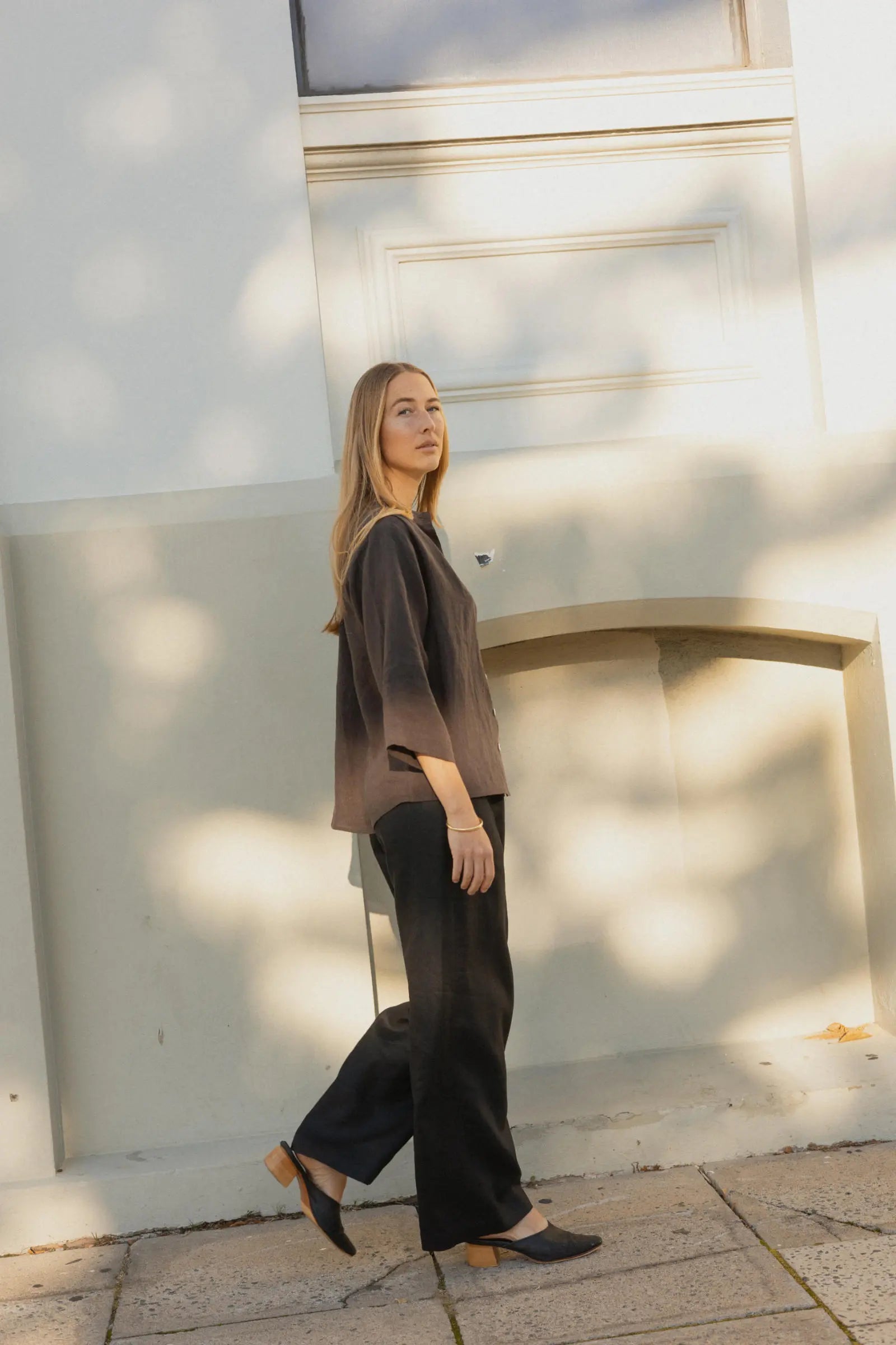 Relaxed Tailored Trouser | Black Linen