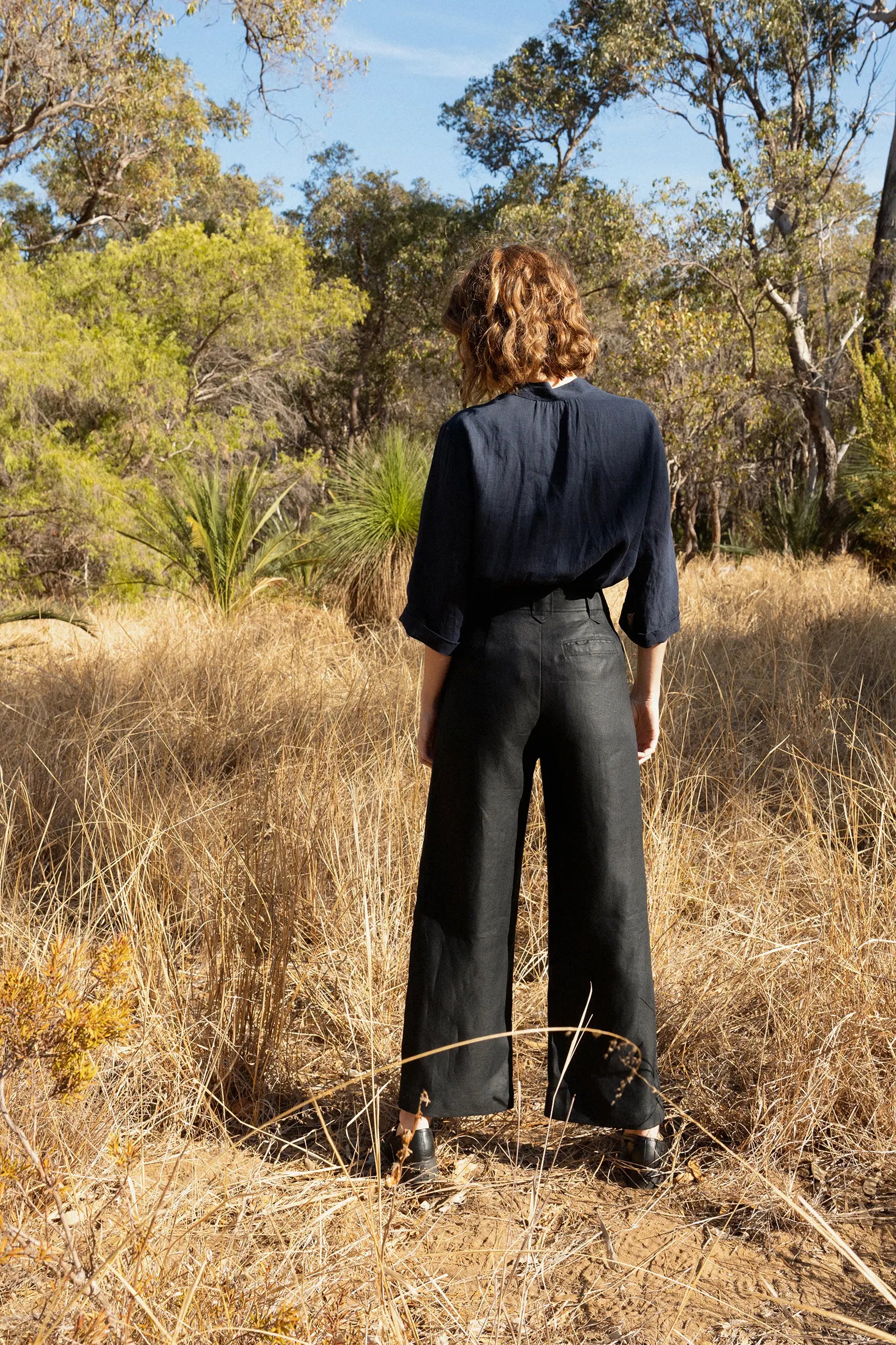 Relaxed Tailored Trouser | Black Linen