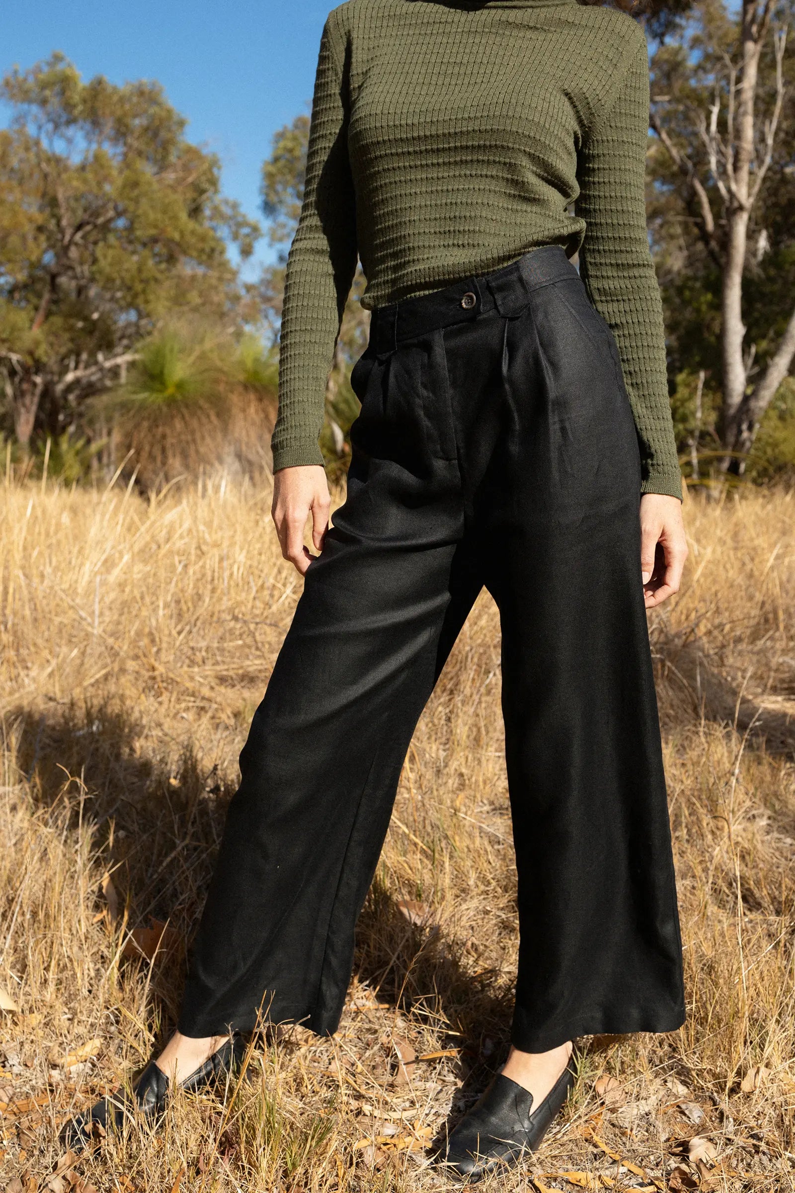 Relaxed Tailored Trouser | Black Linen